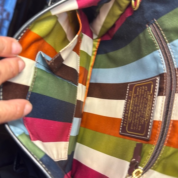 Legacy crossbody Black. Signature c canvas and leather - Picture 10 of 11